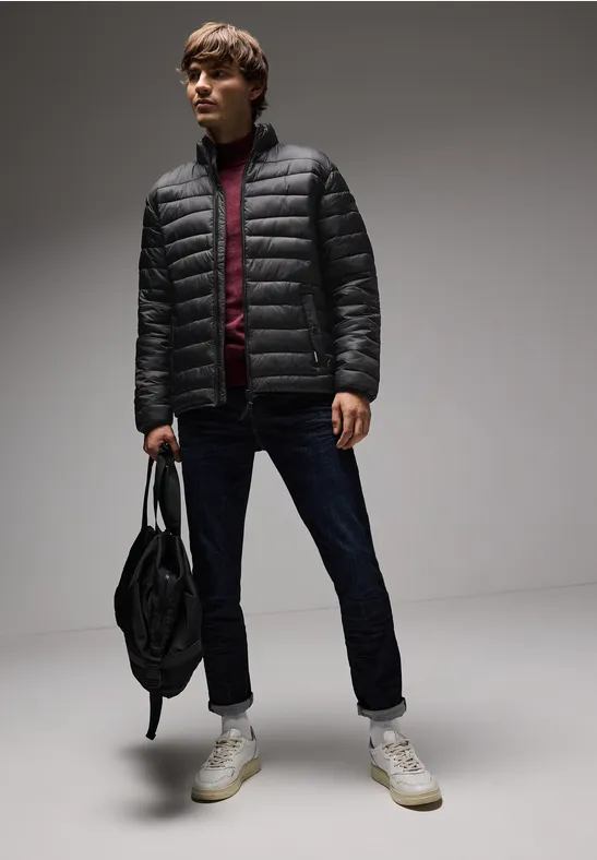Leichte Steppjacke