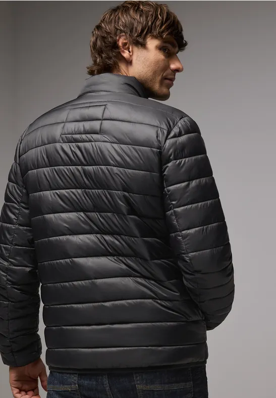 Leichte Steppjacke