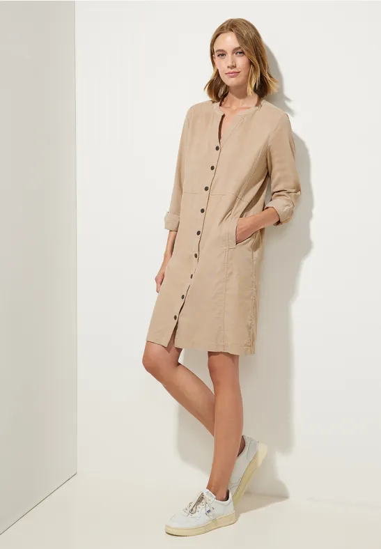Cordkleid mit Knopfleiste