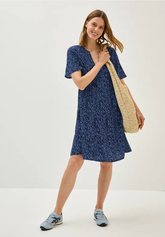 Kleid mit Volants