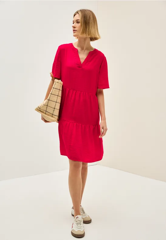 Knielanges Volant-Kleid