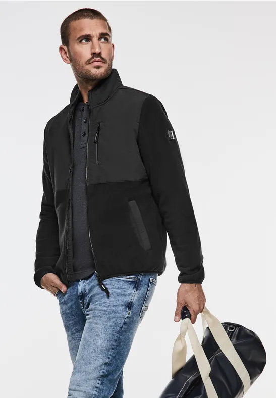 Fleecejacke im Materialmix