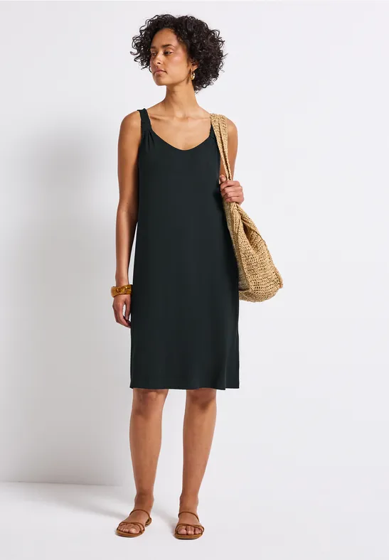 Kleid mit Knotendetail