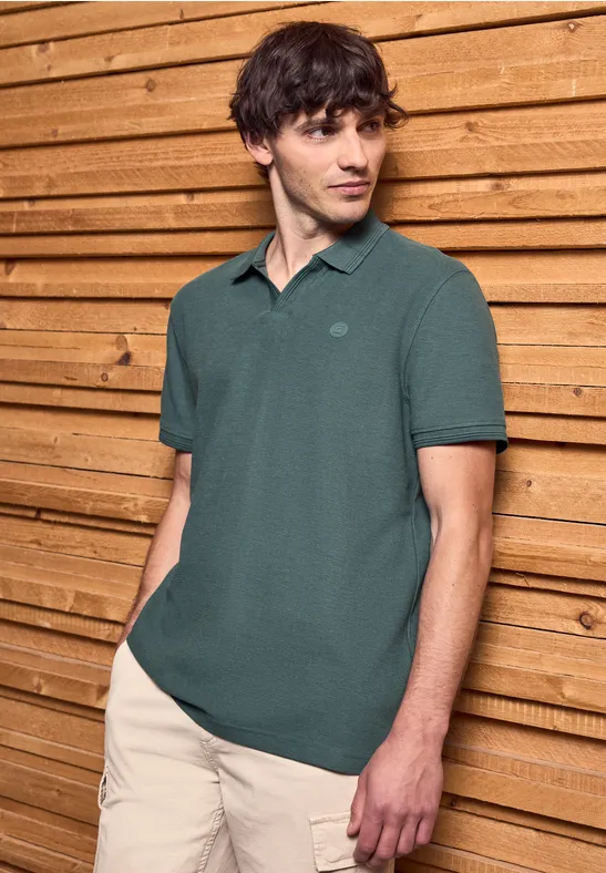 Poloshirt mit offenem Kragen
