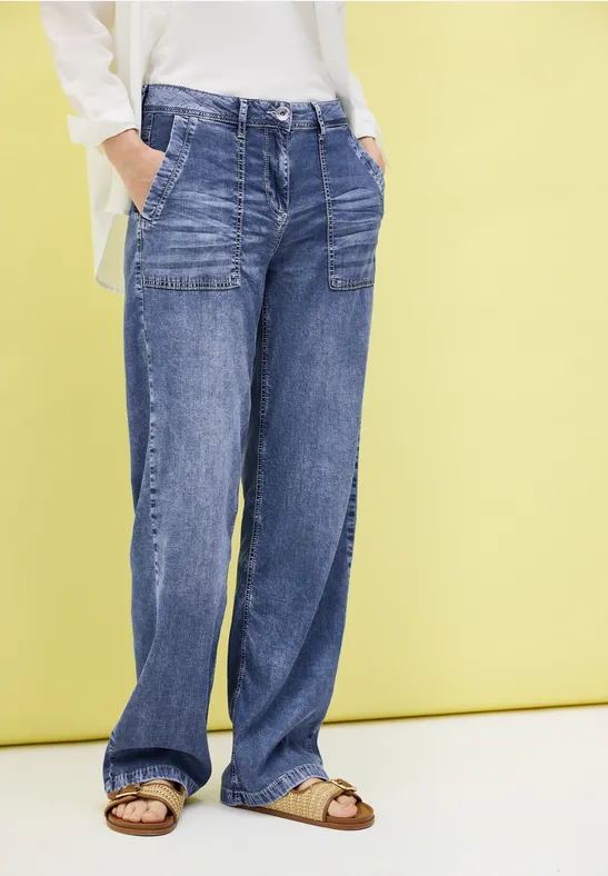Wide Leg Jeans