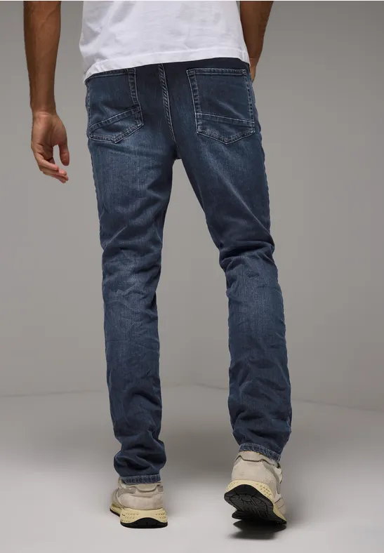 Jeans im Regular Fit