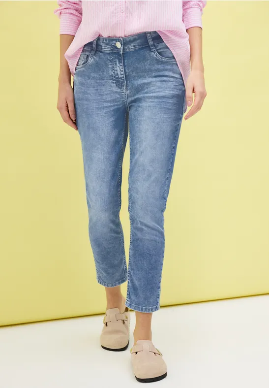Straight Leg 7/8-Jeans