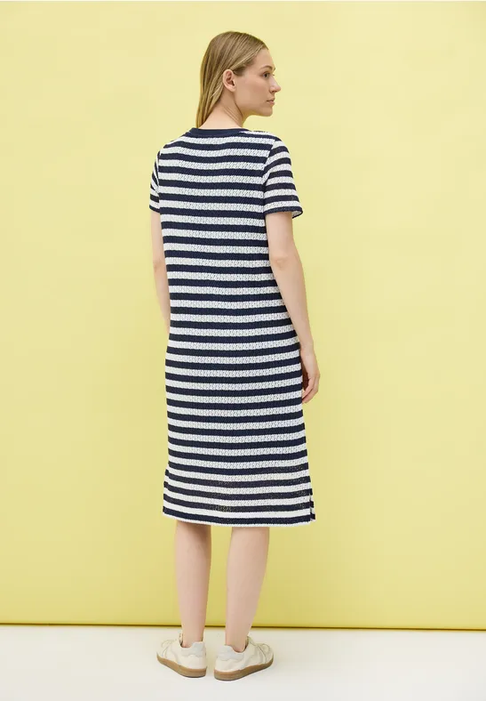 Gestreiftes Ajour-Kleid