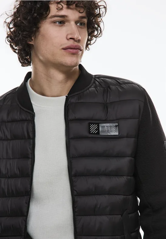 Materialmix Übergangsjacke