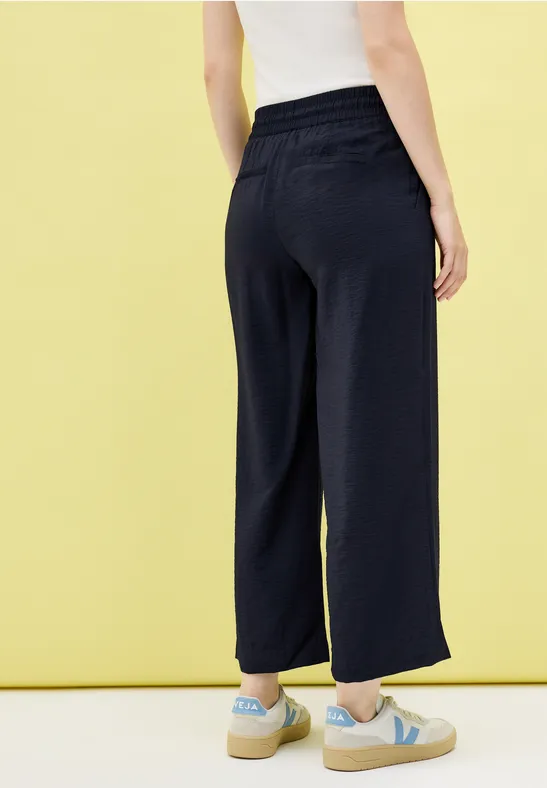 7/8 Wide Leg Hose