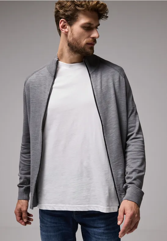Strickjacke im Washed-Look