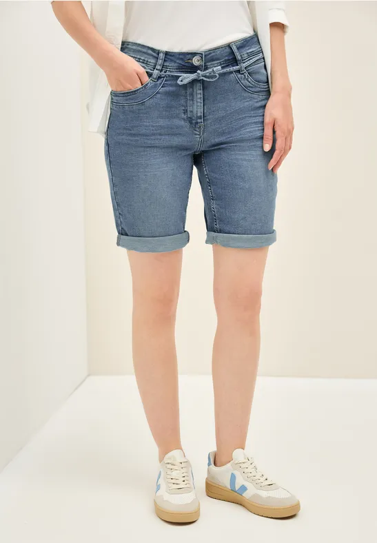 Jogg Shorts im Denim Look