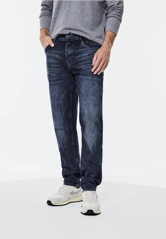 Explorer Relaxed Fit Jeans