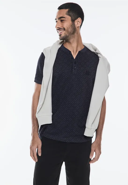 Gemustertes Henley T-Shirt
