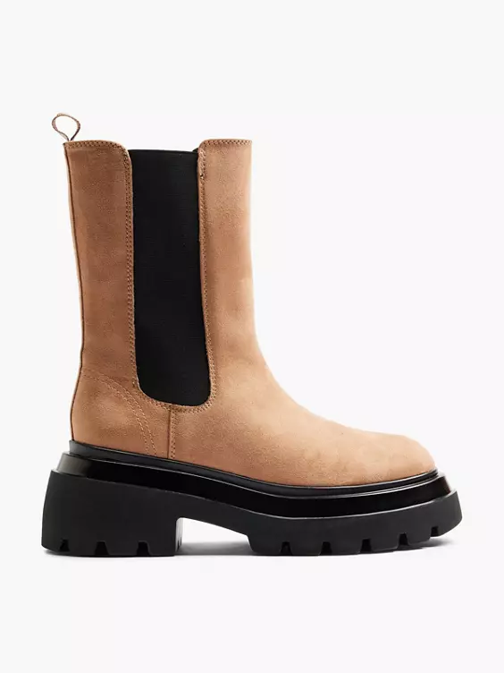 Catwalk Chelsea Boots in beige