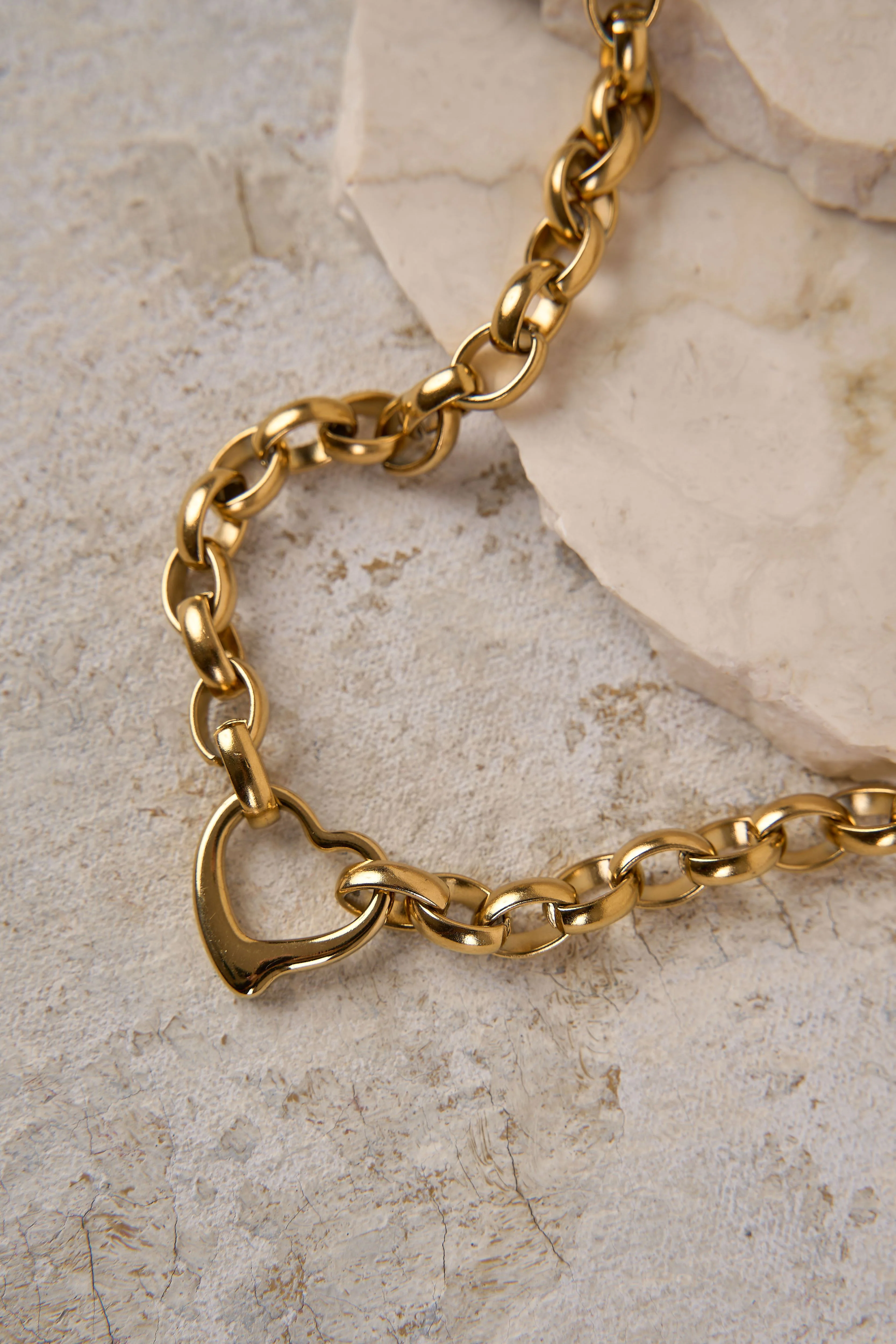 18k Gold Plated Heart Necklace - Gold
