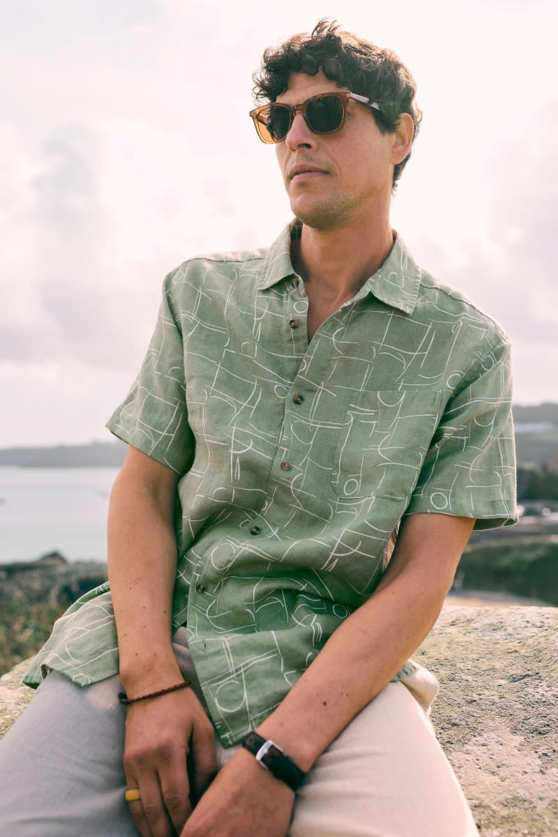 Men's Blue Heron Short Sleeve Shirt
