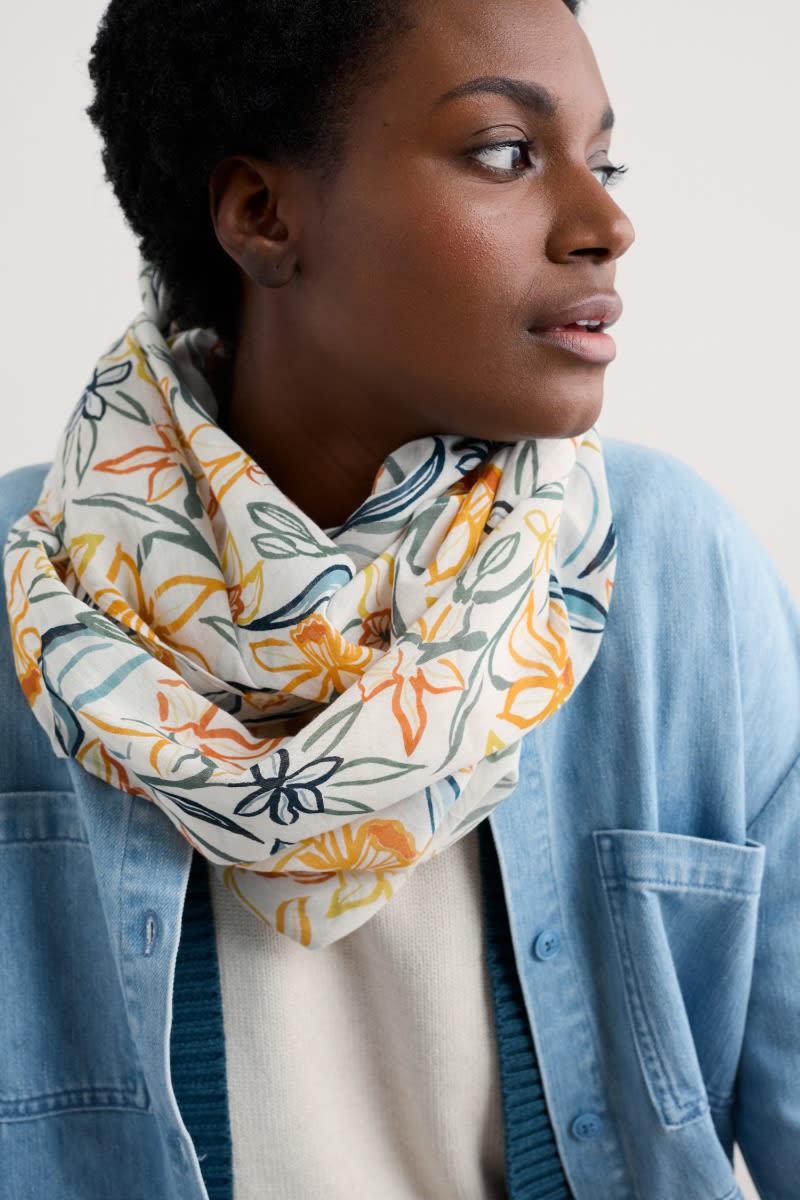May Garland Circle Scarf