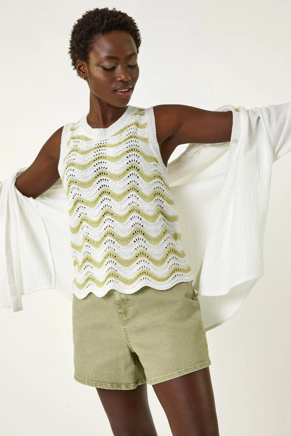 Ivory Scallop Wave Knit Vest