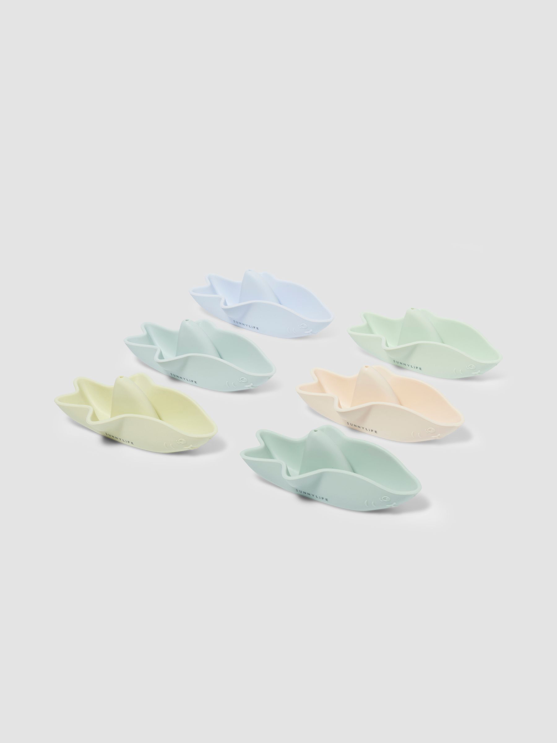 Sunnylife Apple Sorbet Shark Boat Splash Toys