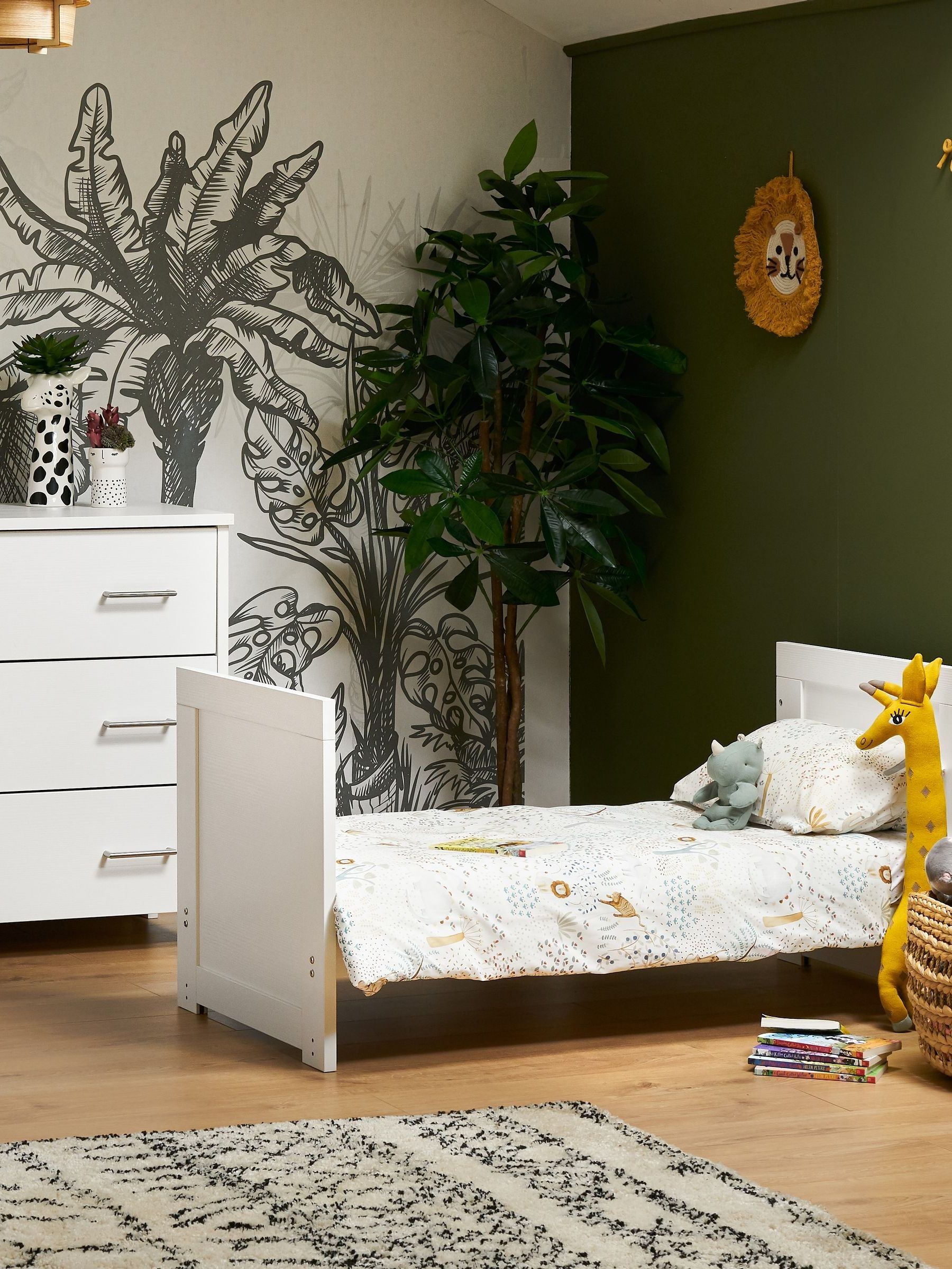 Obaby White Nika Small Cot Bed