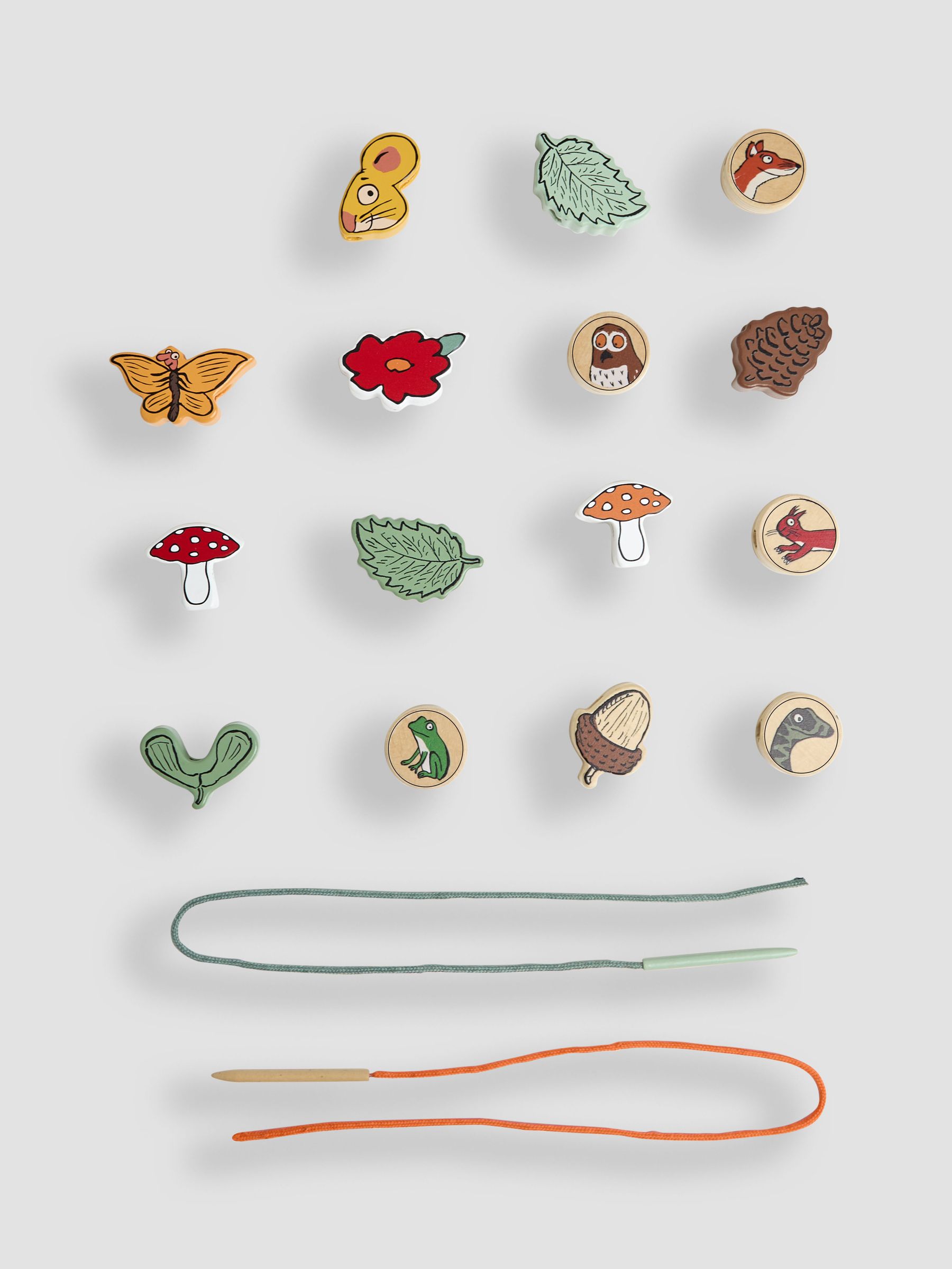 Natural The Gruffalo Threading Beads