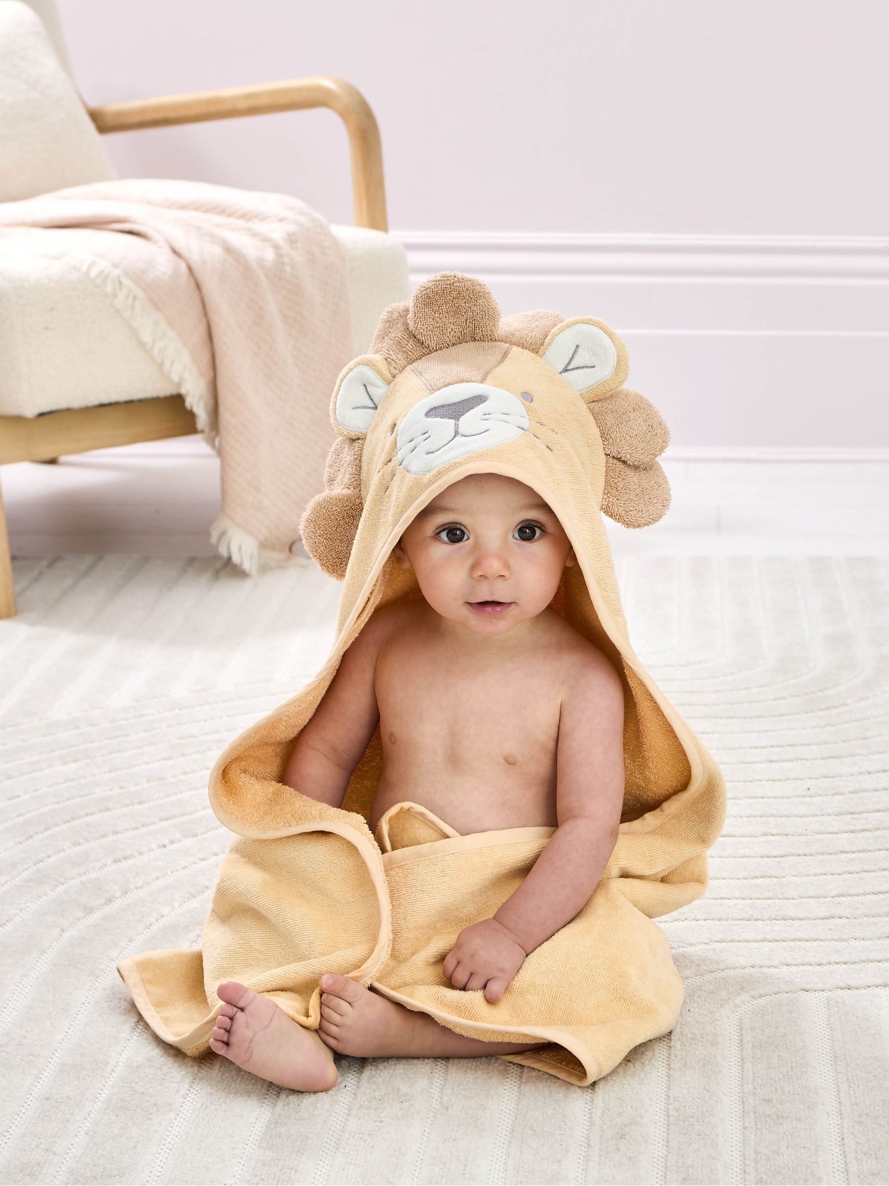 Character Hooded Towel