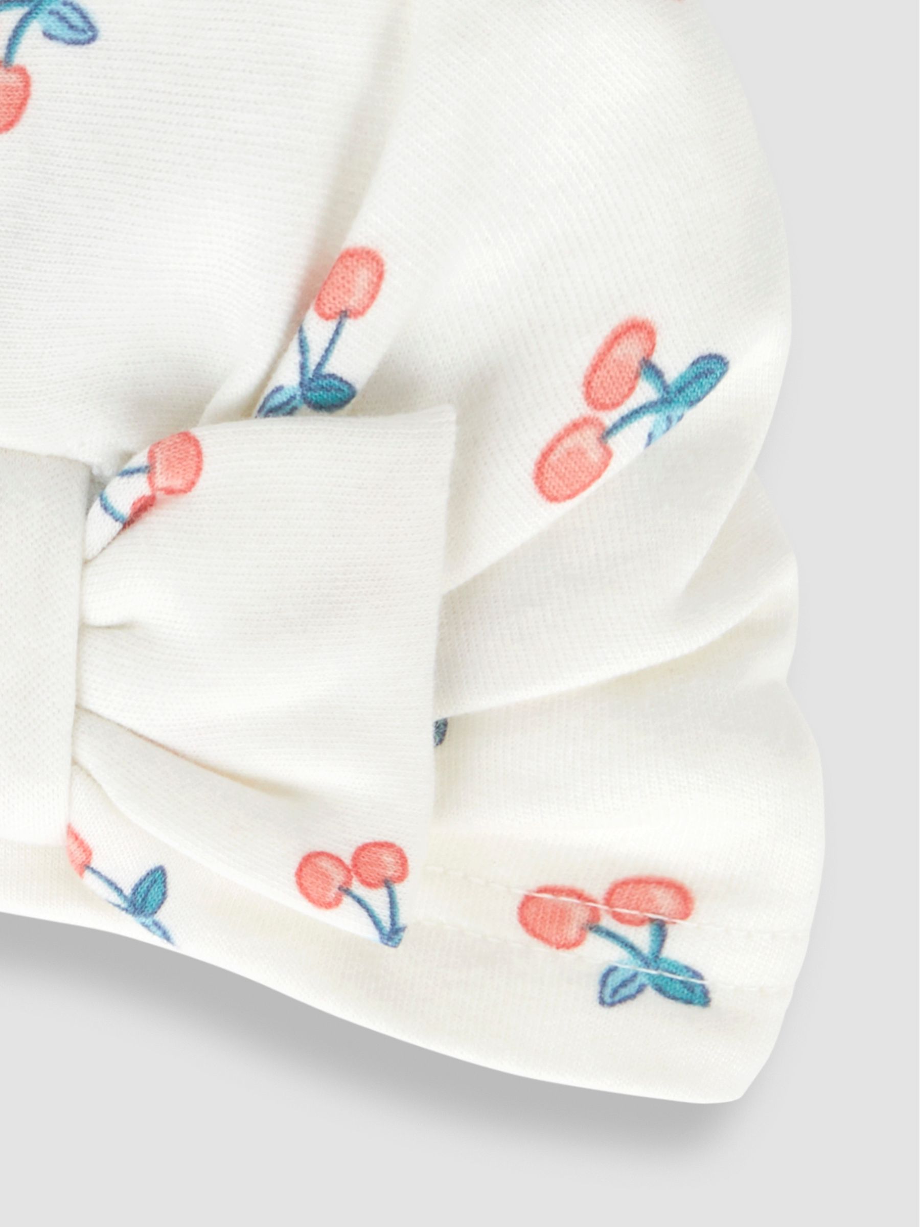 Cream Cherry Print Turban