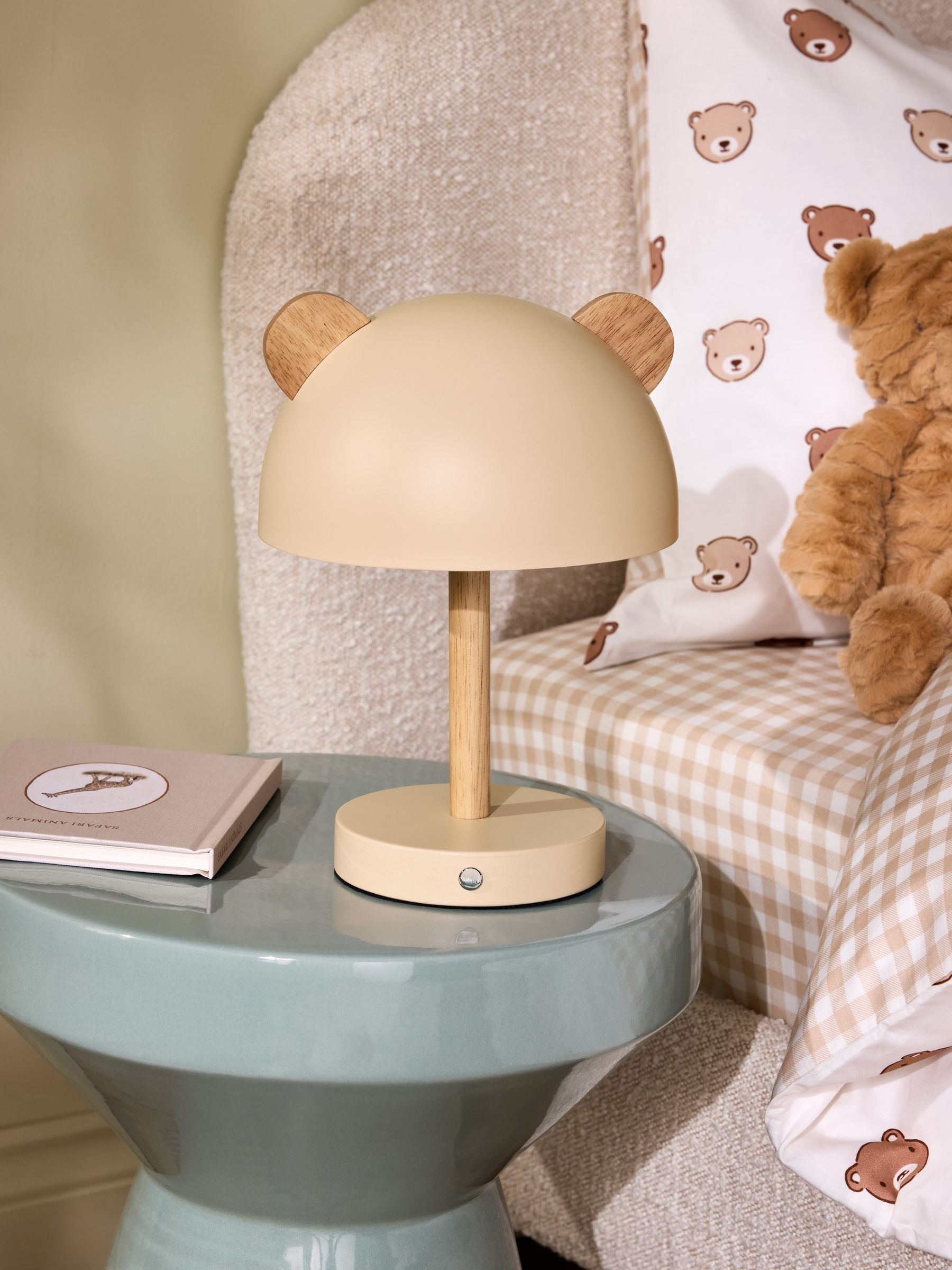 Nude Bear Rechargable Table Lamp