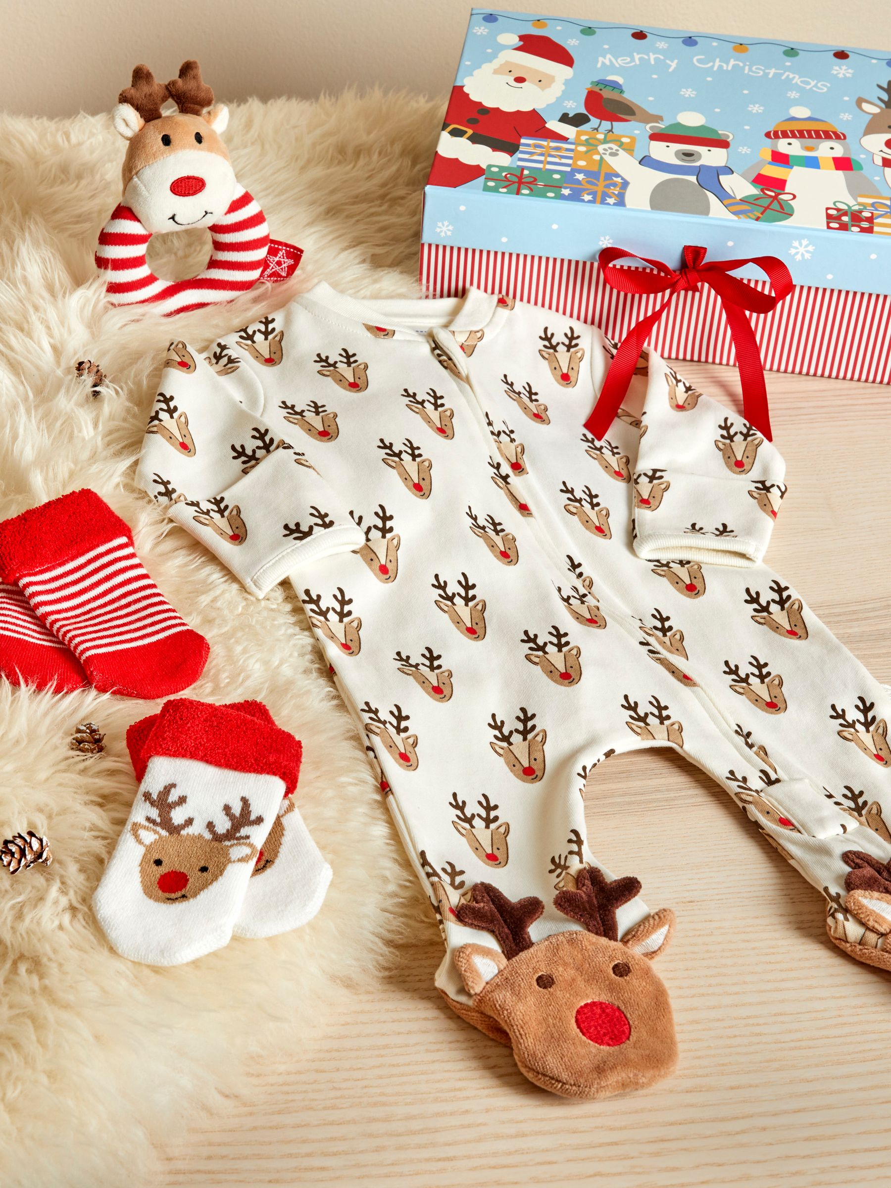 Reindeer Baby Gift Set in Cream