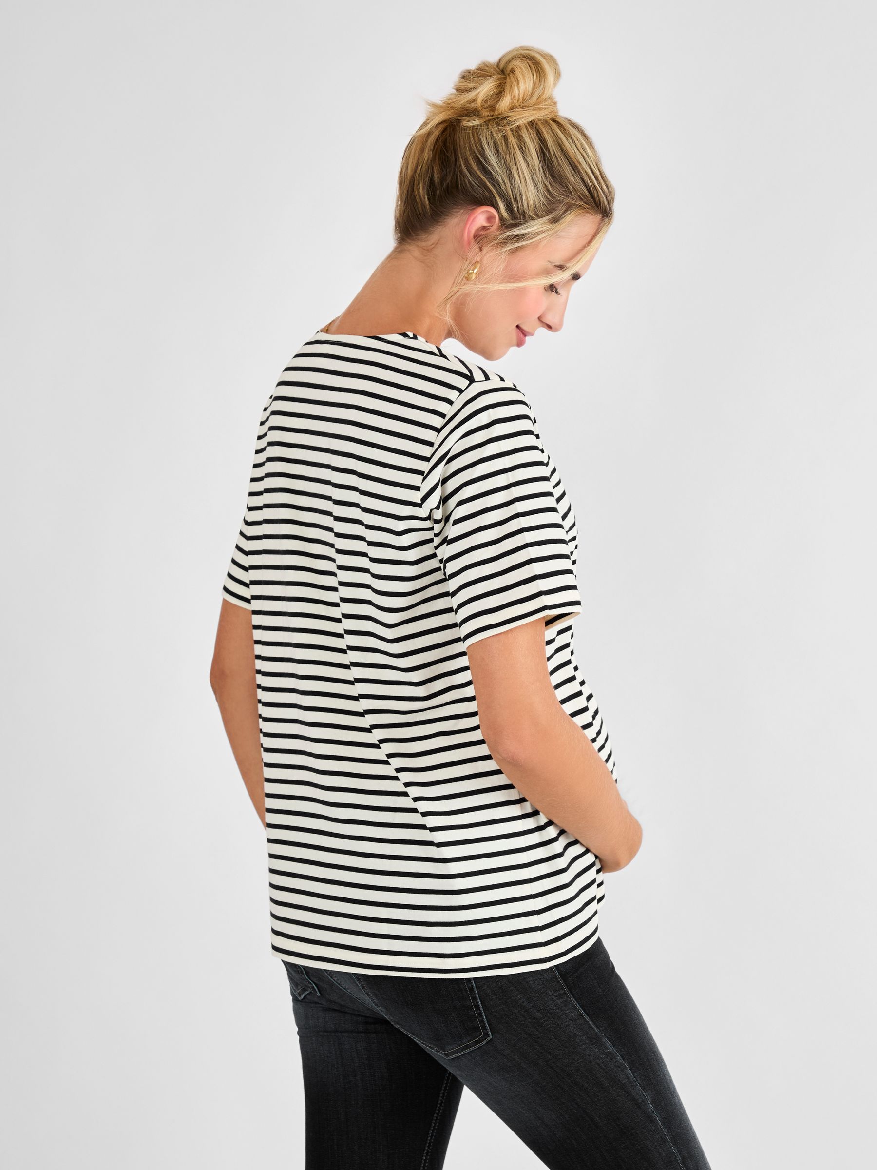 Black Oversized Boyfriend Maternity T-Shirt