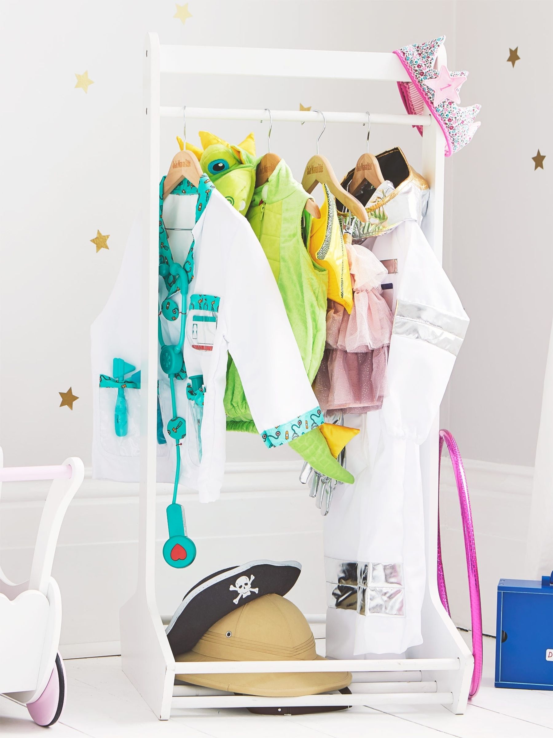 Clothes Rail in White