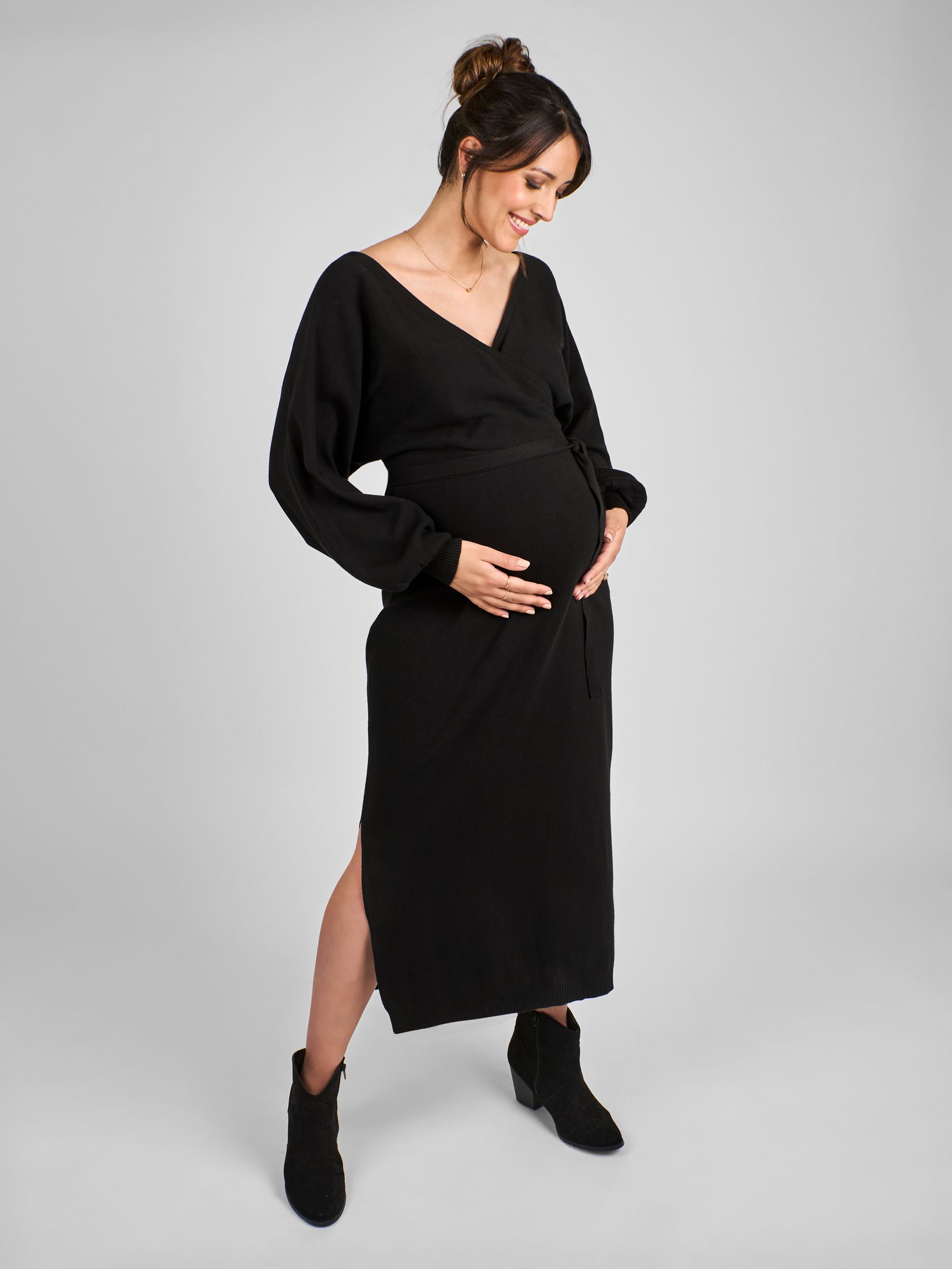 Black Knitted Blouson Sleeve V-Neck Maternity Dress
