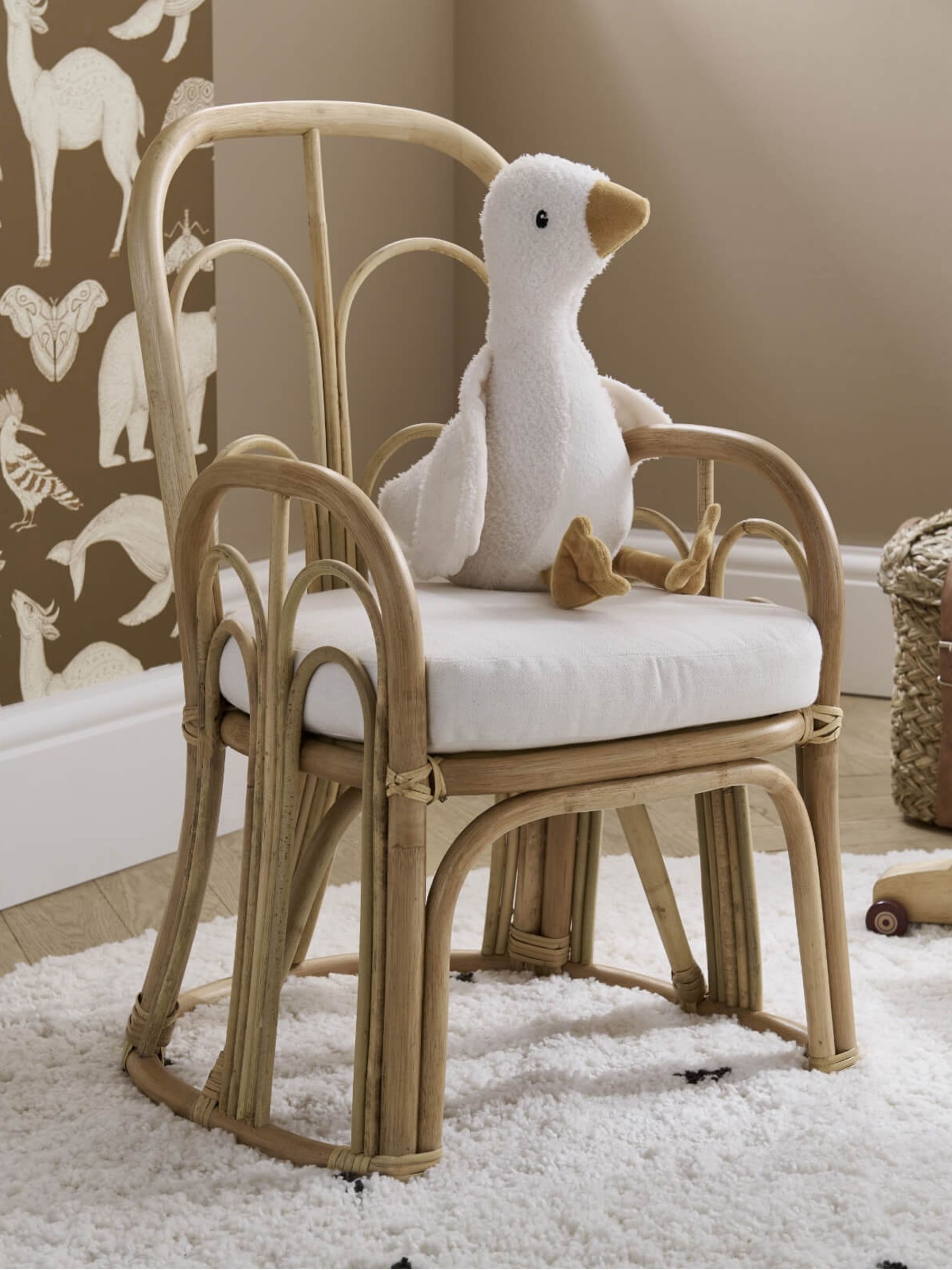 Cuddleco Natural Aria Wave Toddler Chair