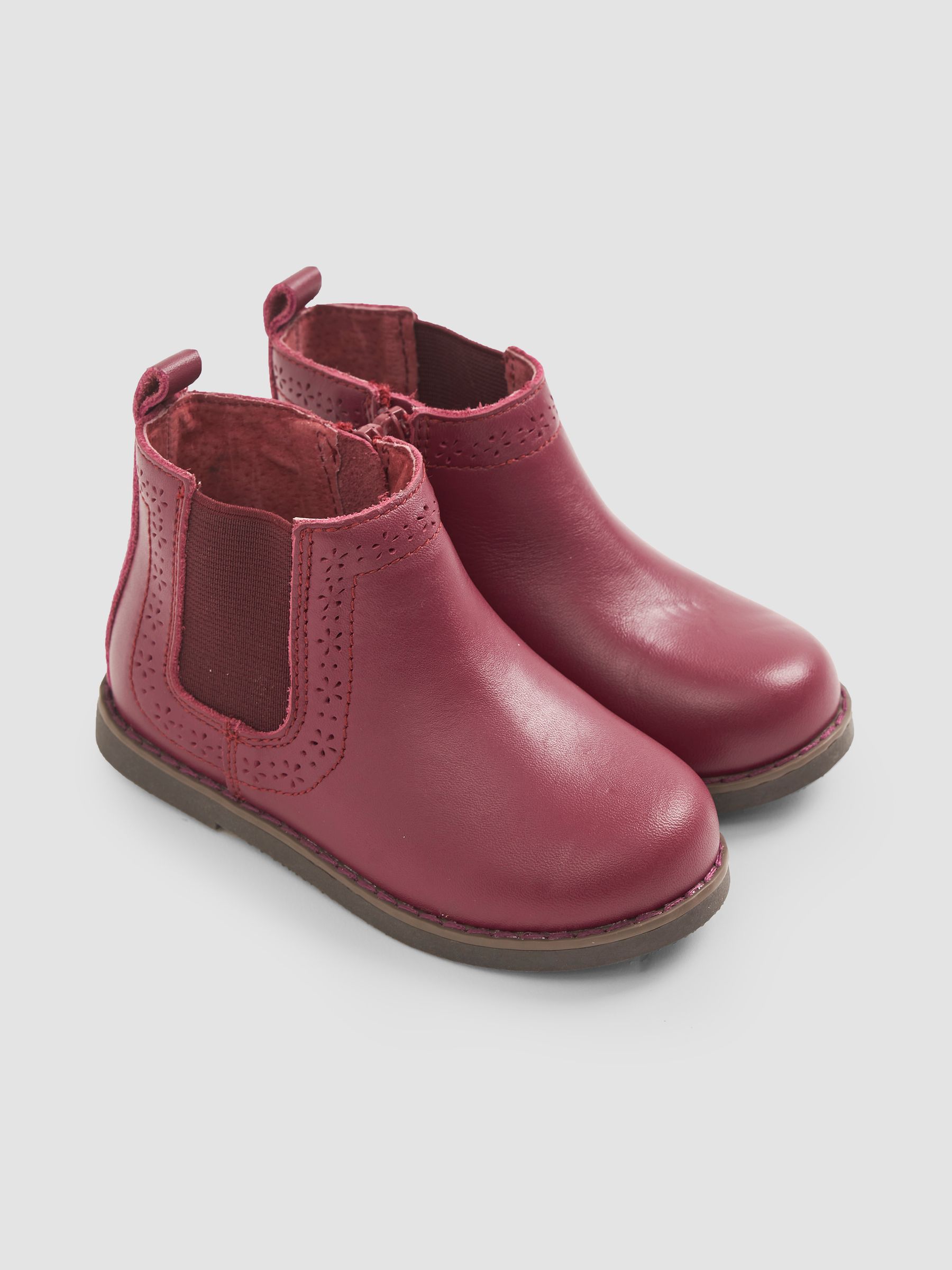 Brown Pretty Leather Chelsea Boots