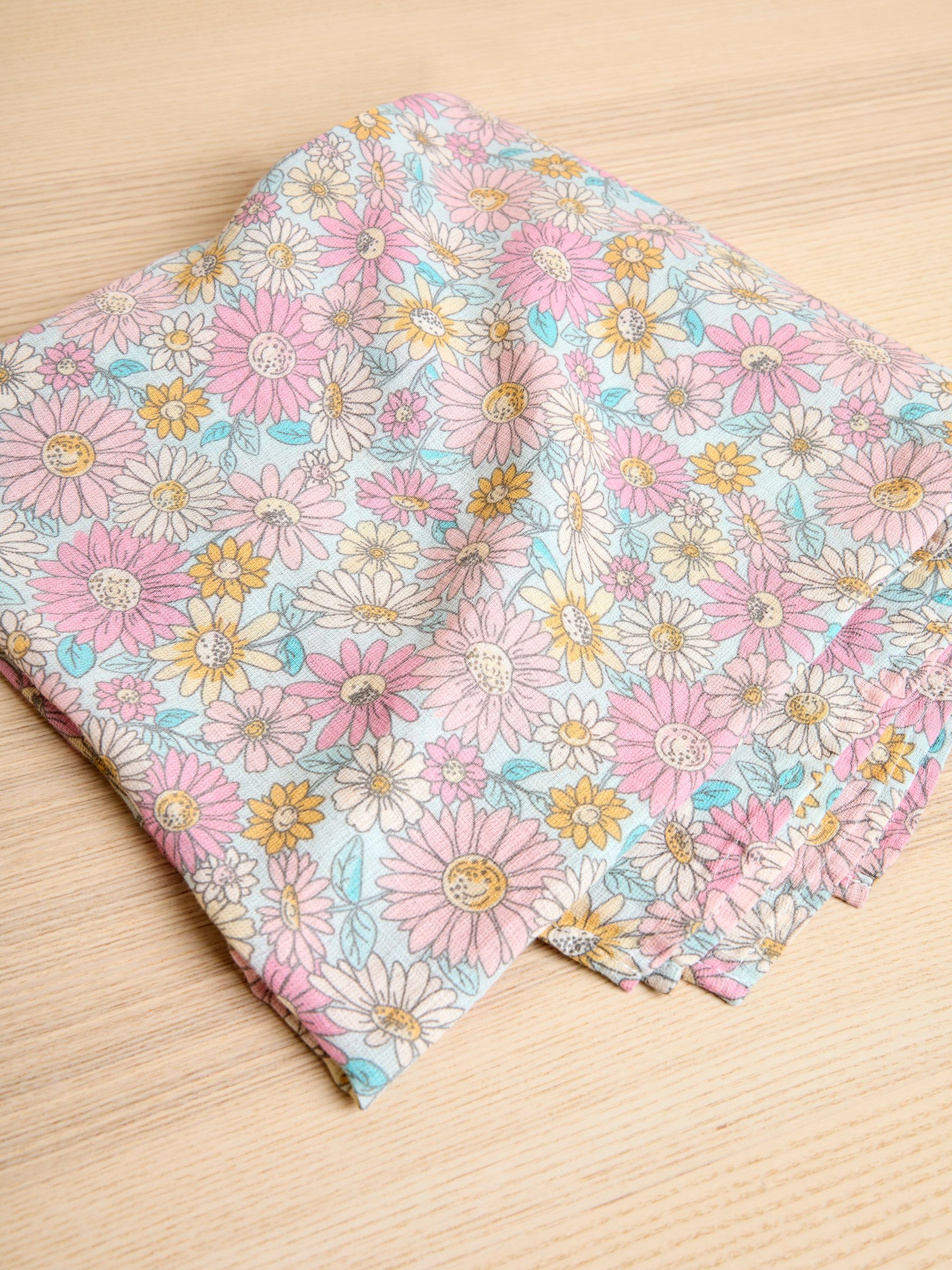 Yellow Duck Extra Large Muslin