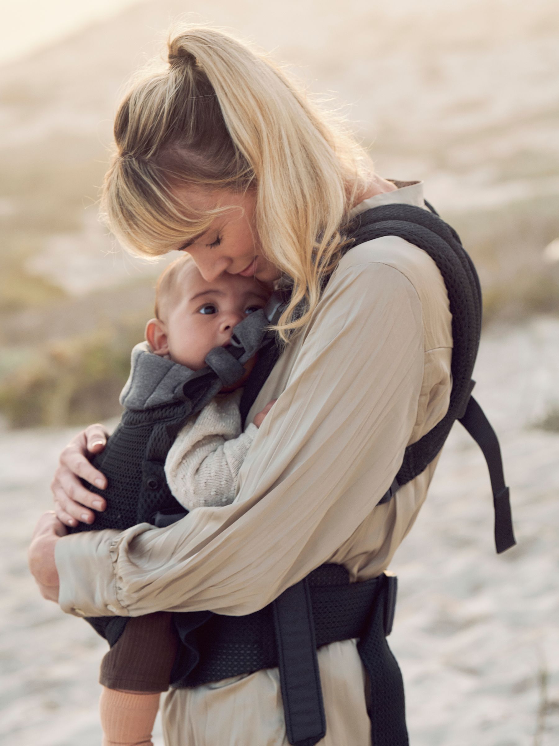 BabyBjörn Black Baby Carrier Harmony 3D