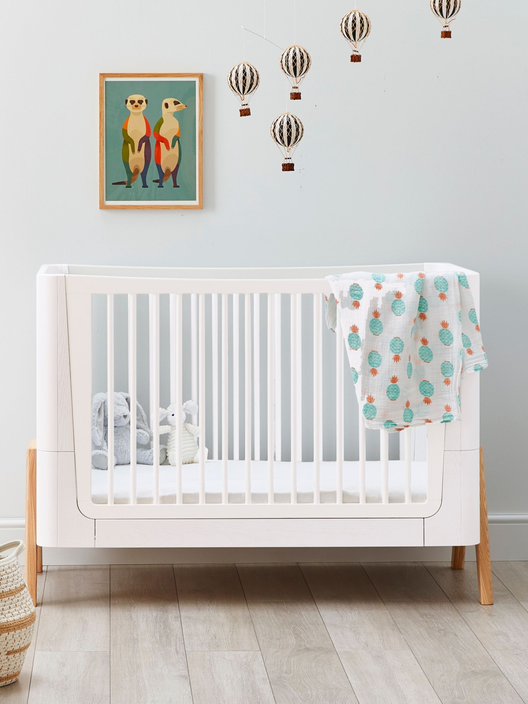 Gaia Baby White Hera Cot Bed