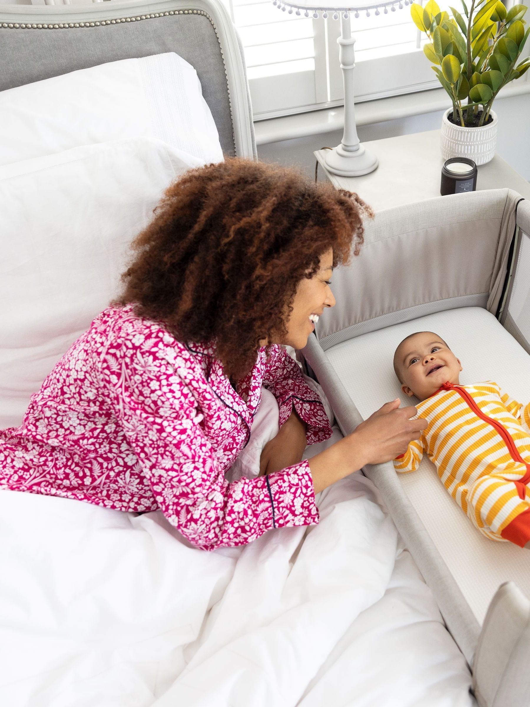 Joie Grey Clay Roomie Go Bedside Crib