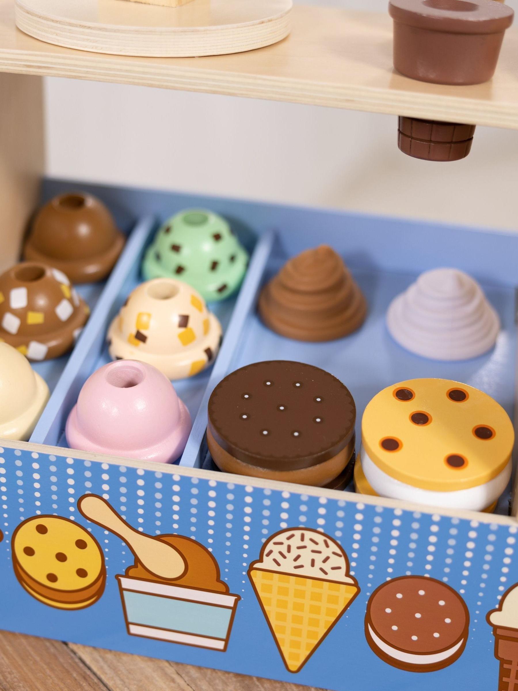 Melissa & Doug Cool Scoops Ice Creamery