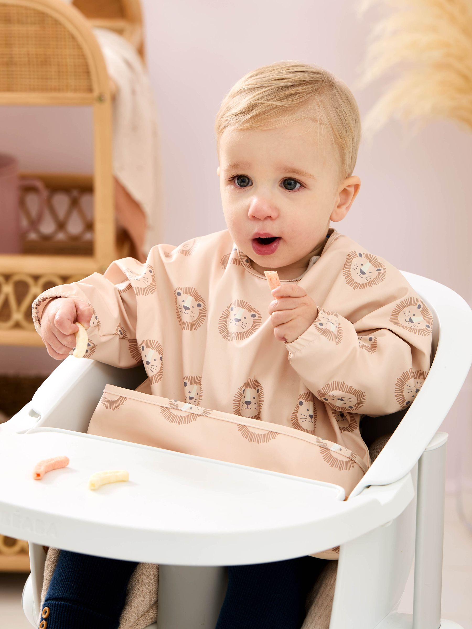 Neutral Lion Sleeved Bib