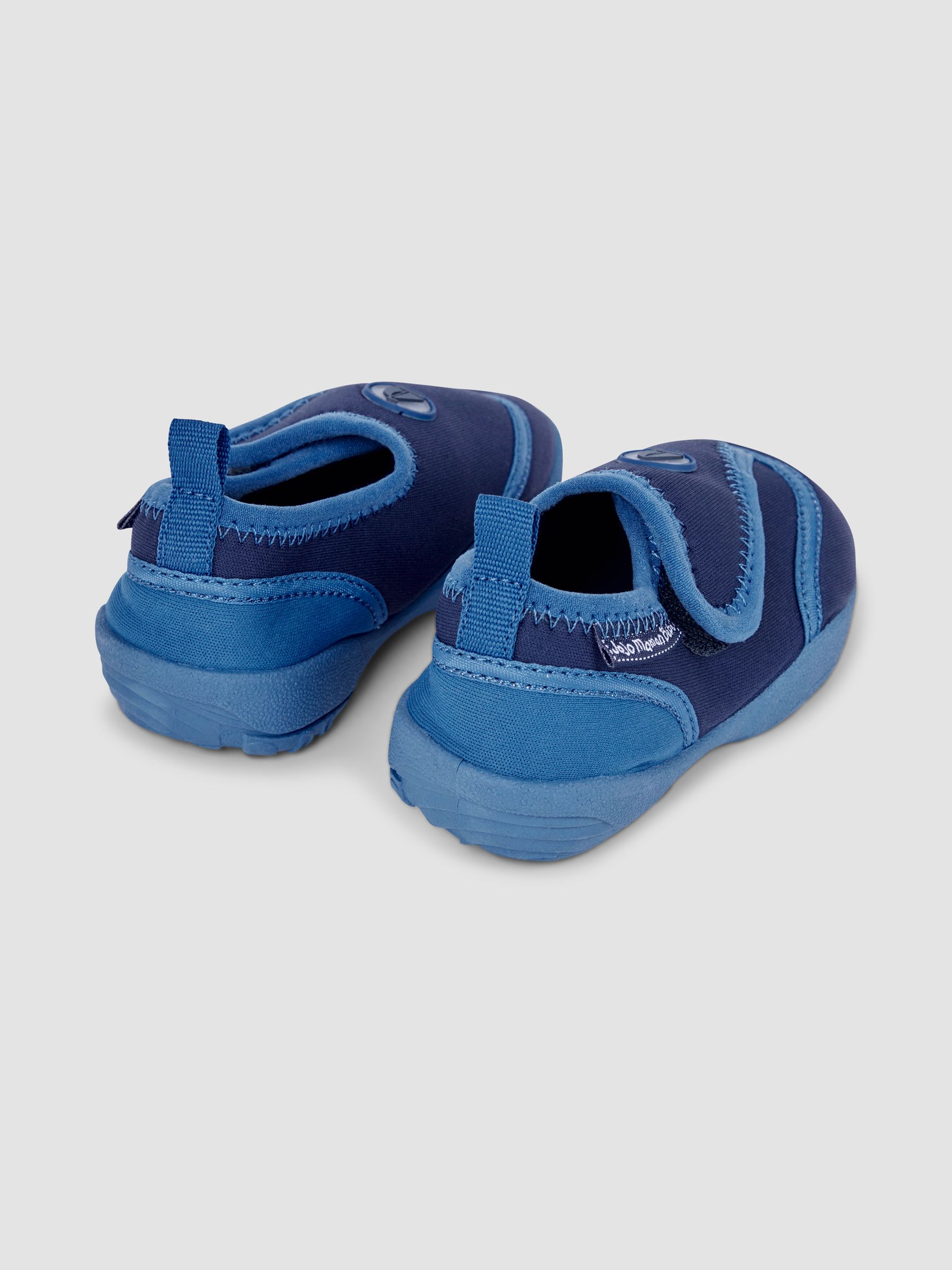 Beach & Swim Shoes in Navy