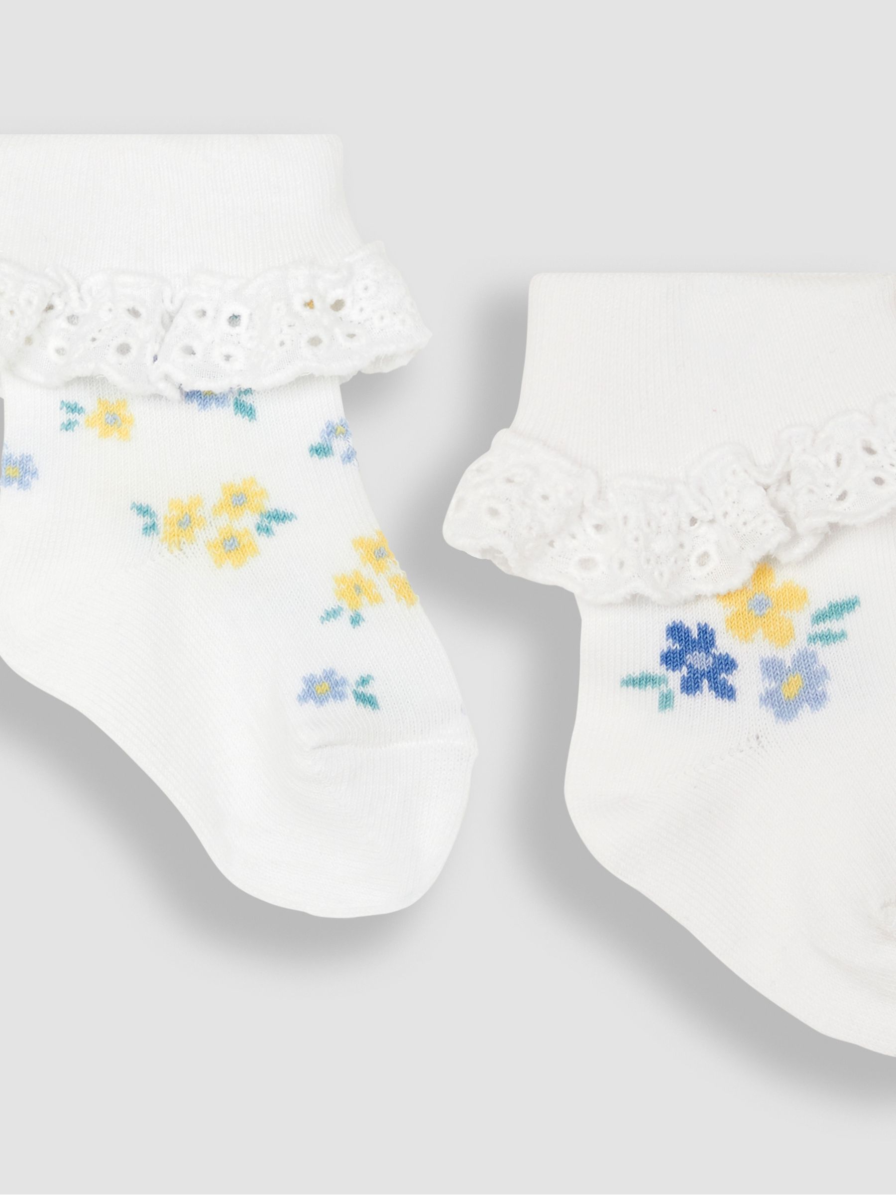White Floral 2-Pack Frilly Socks