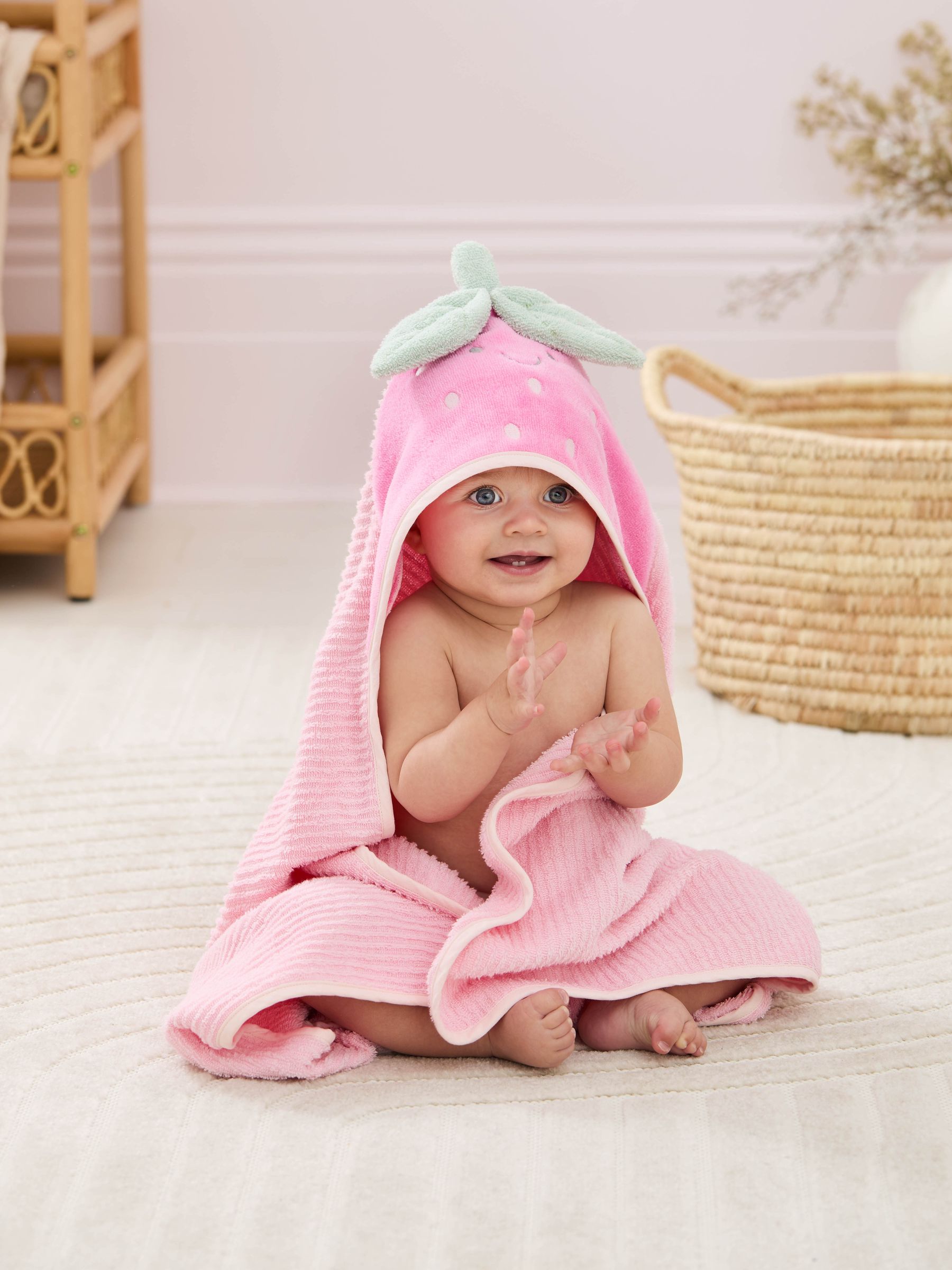 Character Hooded Towel