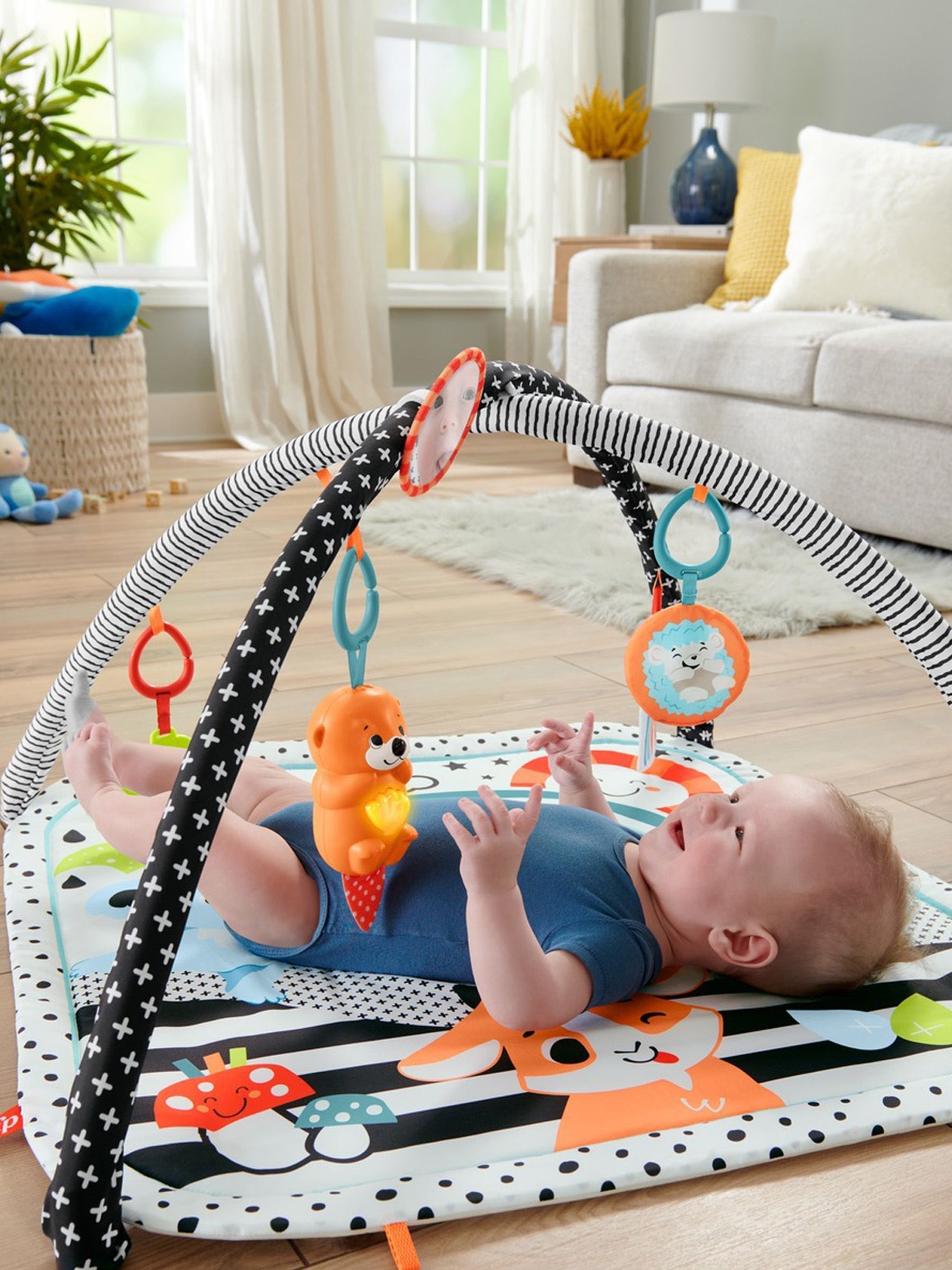 Fisher Price 3-In-1 Music, Glow And Grow Gym