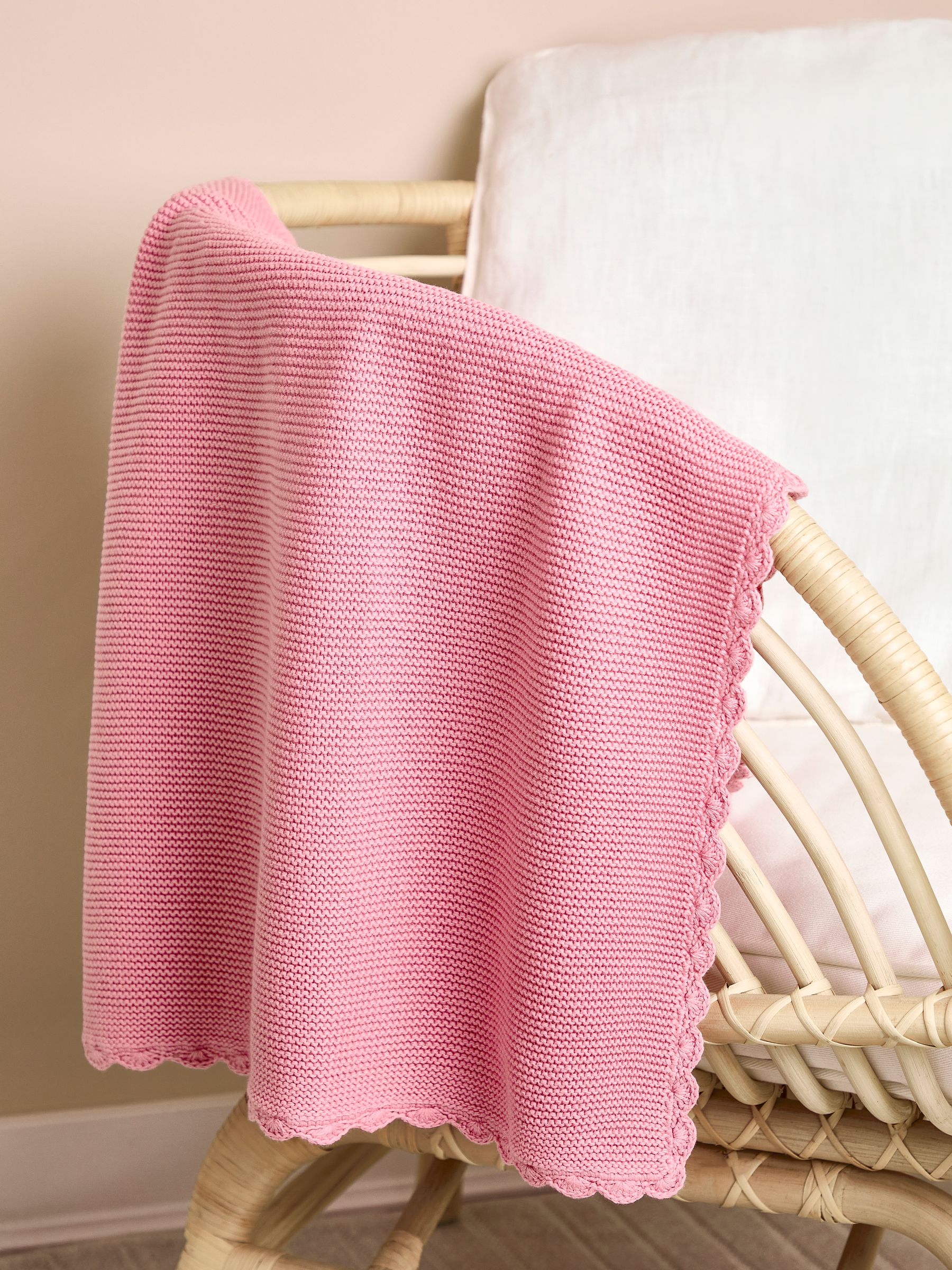 Dusky Pink Scalloped Edge Blanket