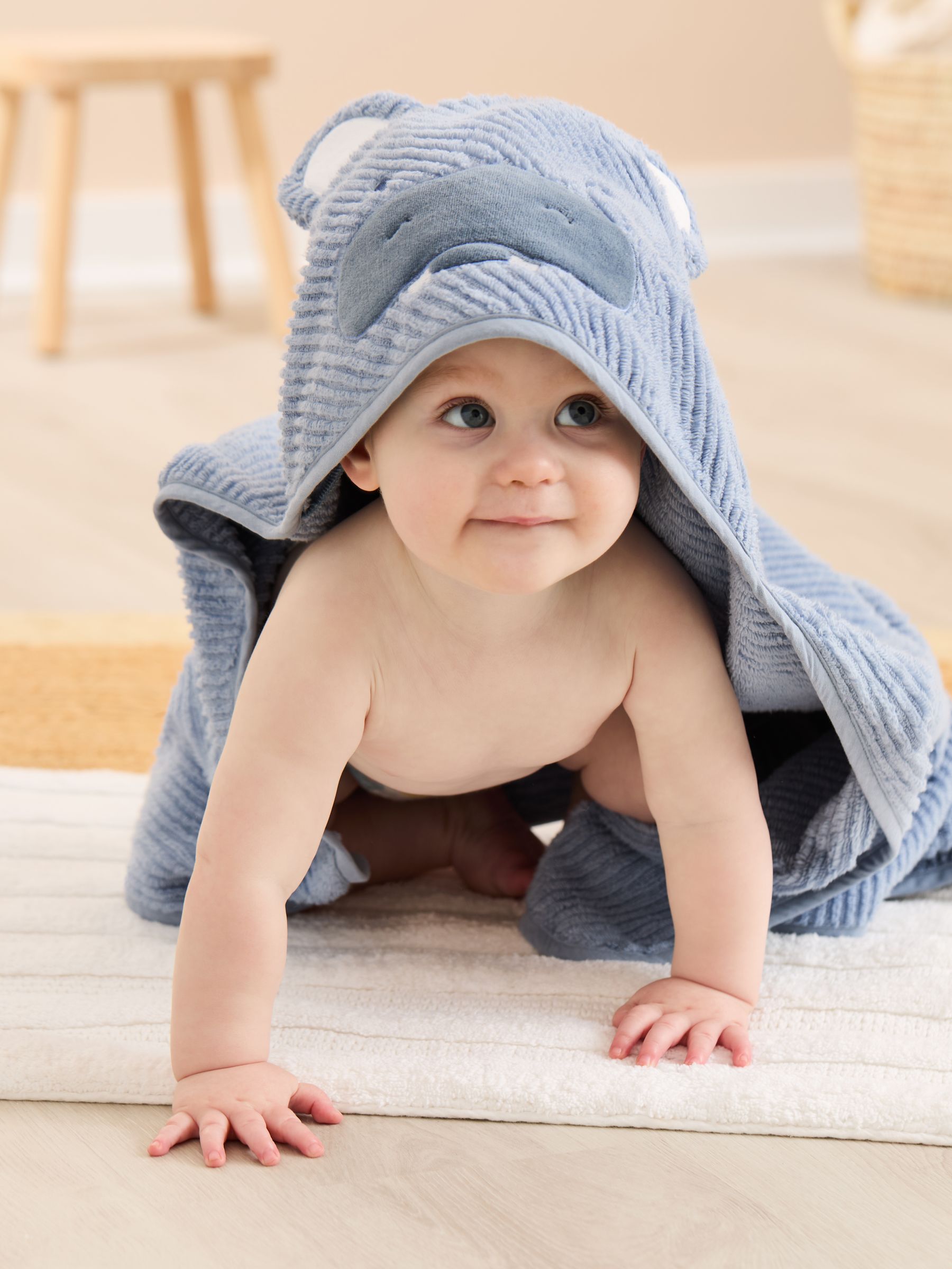 Character Hooded Towel