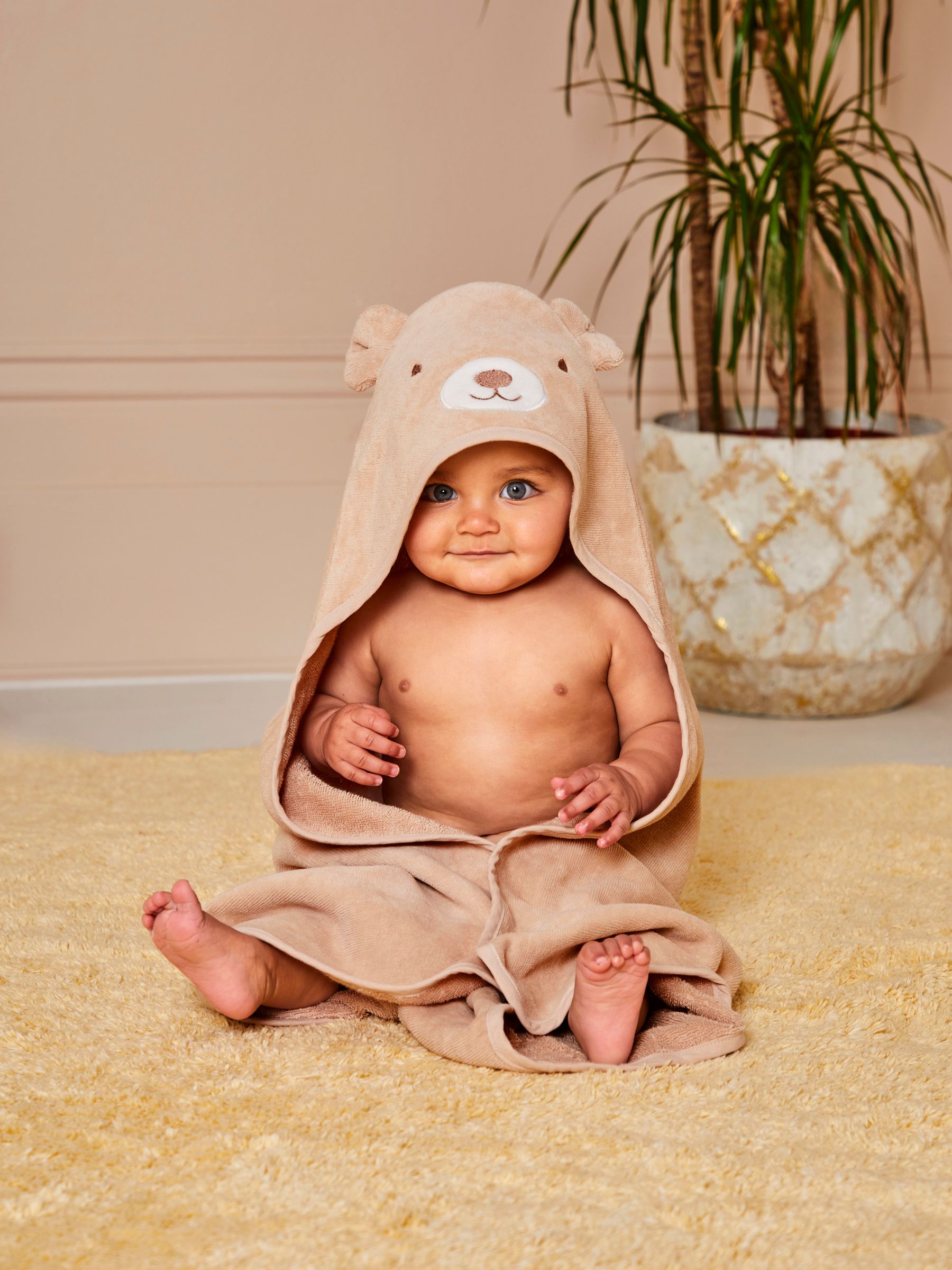 Bear Character Hooded Towel