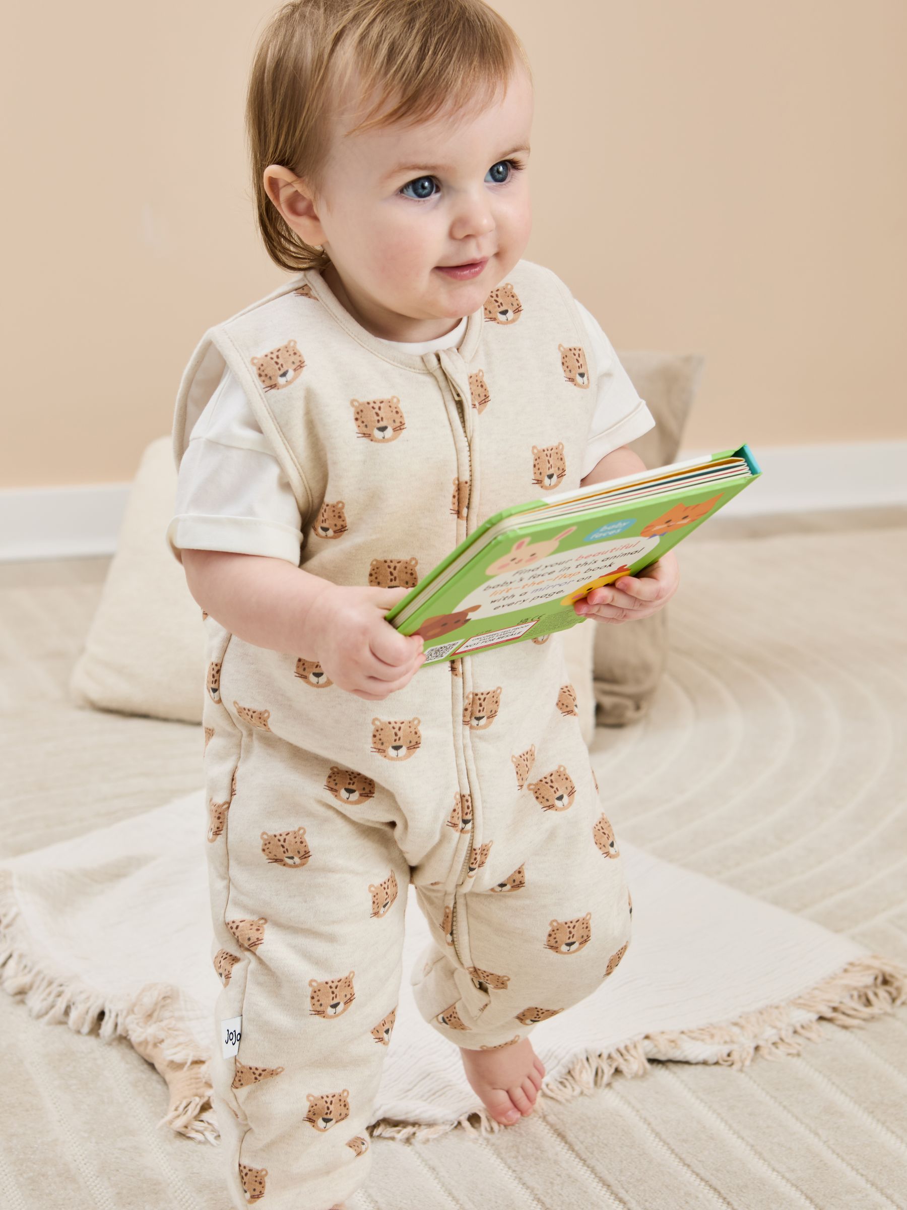 Neutral 1.5 Tog Snuggler
