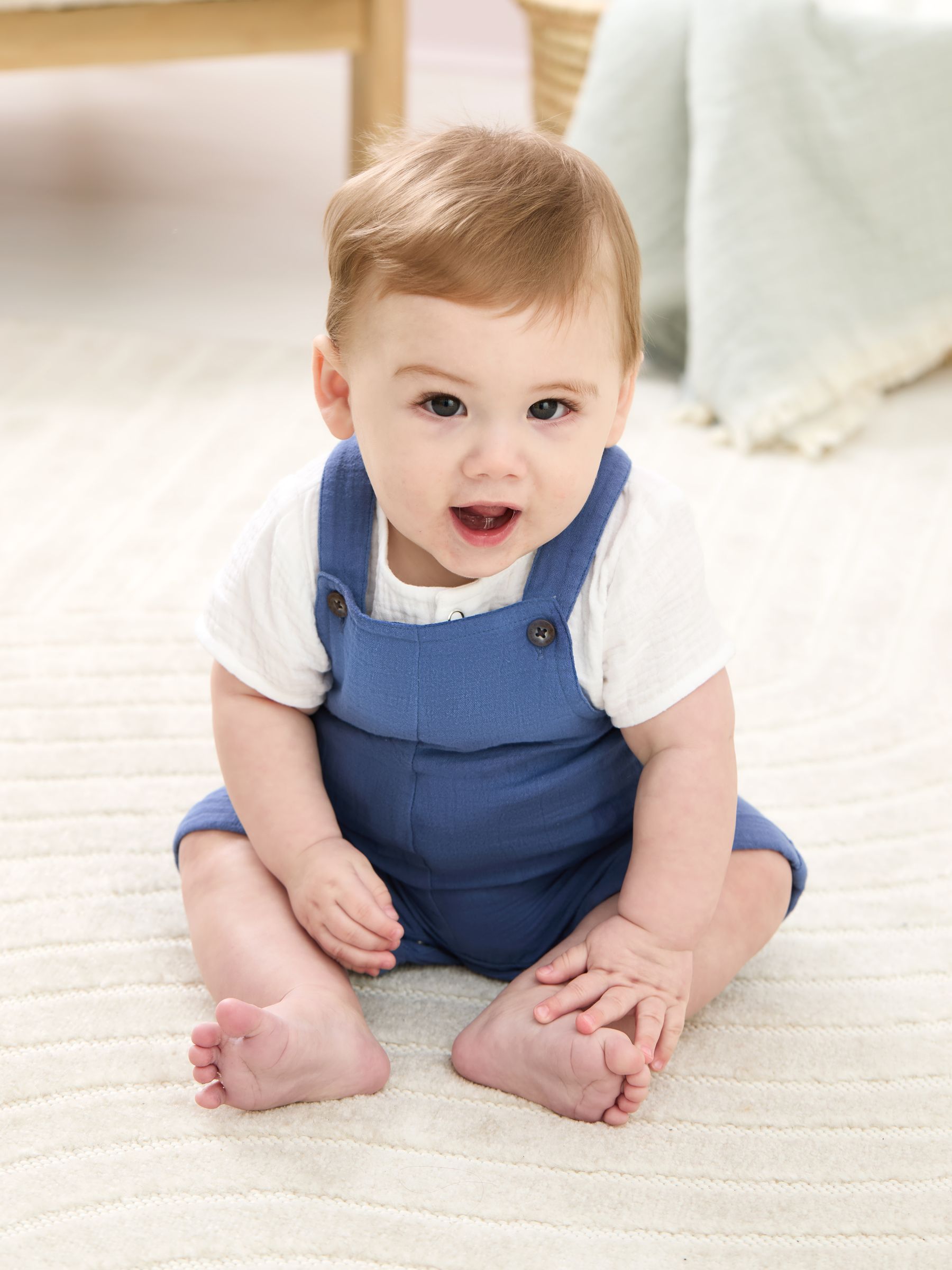 Blue 2-Piece Cheesecloth Dungarees & Bodysuit Set